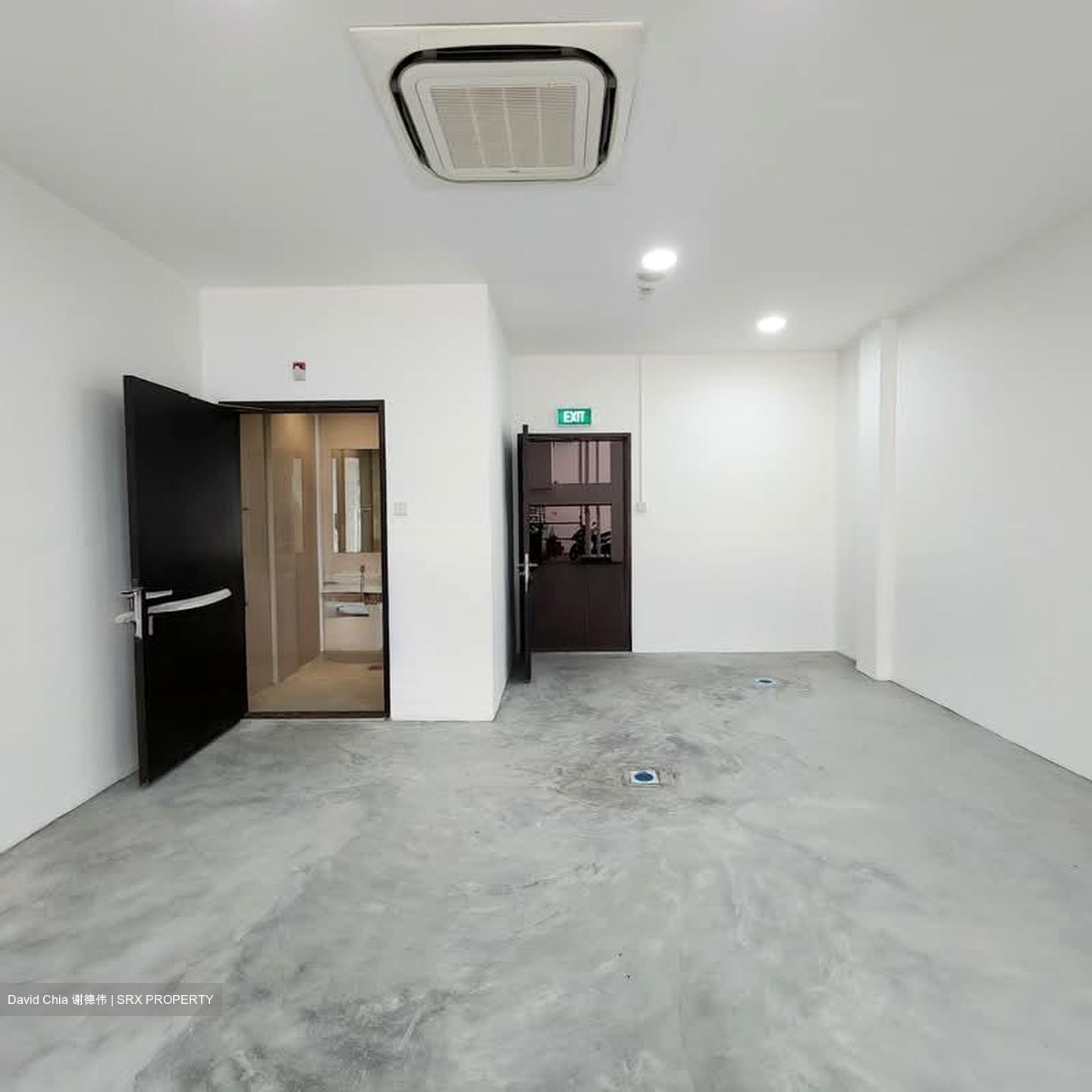 Hamilton Road (D8), Retail #572598851